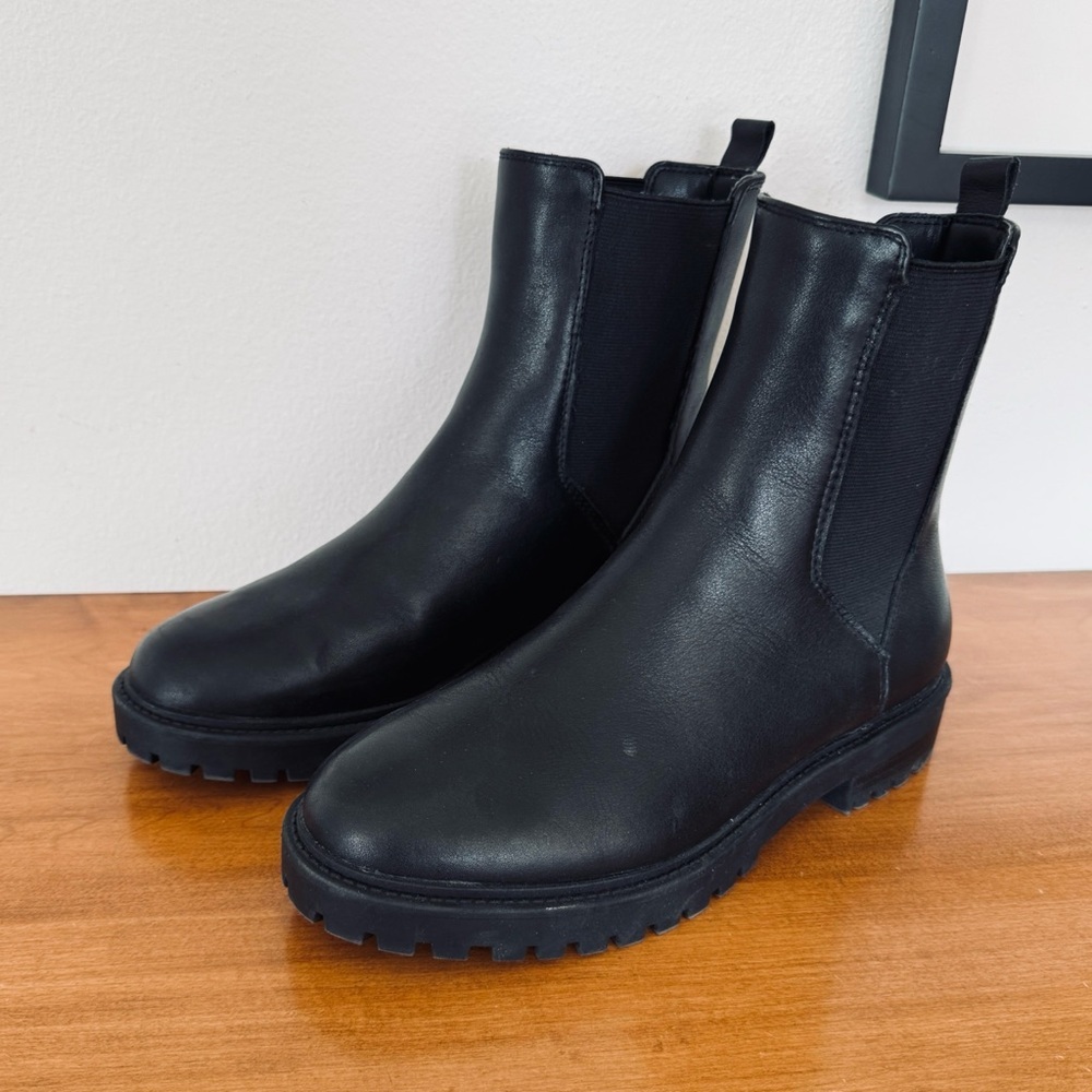 New • Banana Republic • Italian Leather Tall Chelsea Boots in Black - Picture 5 of 10